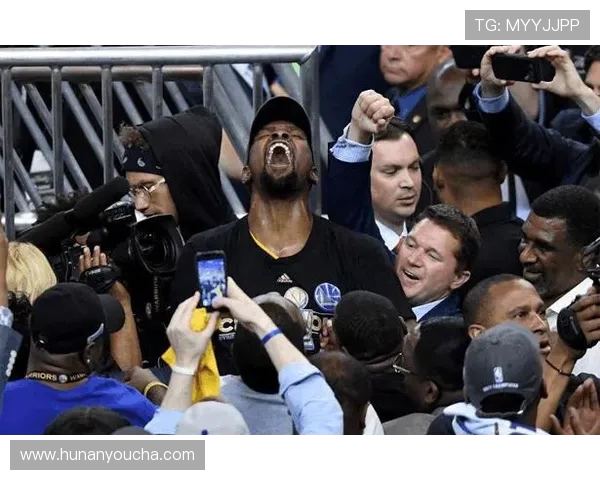 2019年火箭队与马刺队精彩对决录像回放全程回顾与分析