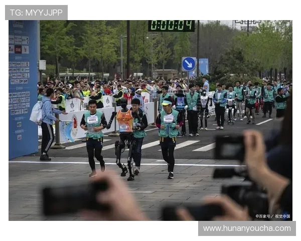 西安极限运动队勇闯城市马拉松展现逆袭精神与团队力量