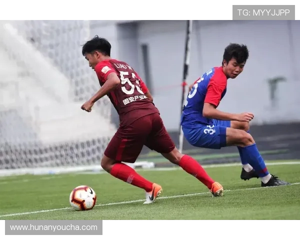 重庆足球队在全运会积分榜上以98分稳居第一名引发关注