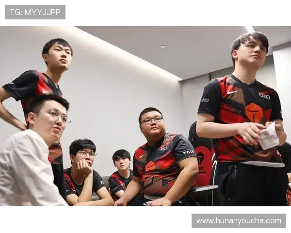 TES战队配合引发热议争议背后的战术与团队默契分析 TES战队配合引发热议争议背后的战术与团队默契分析