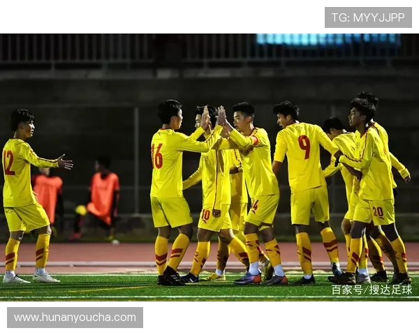 成都足球队与上海足球队赛后复盘分析比赛节奏与关键时刻探讨